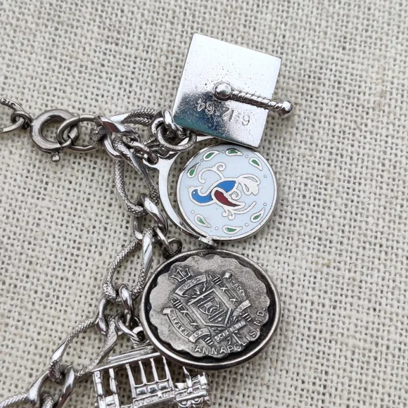 Vintage STERLING charm bracelet - Picture 6 of 11